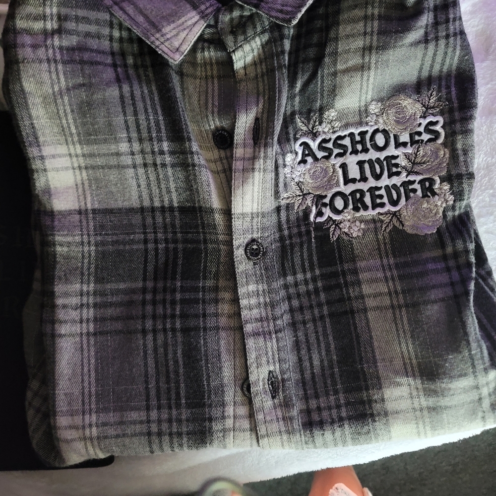 Flannel - Picture 3 of 3